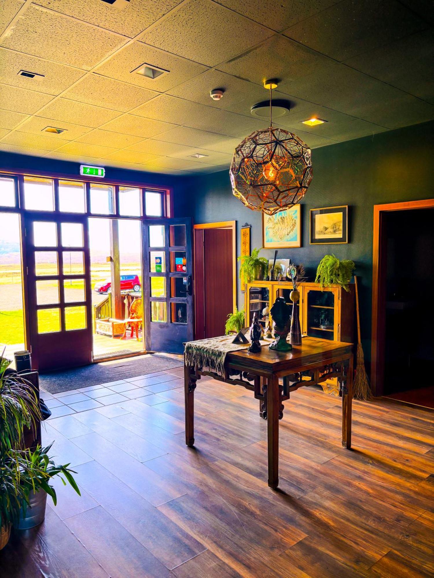 Bru Country Estate Hotel เซลฟอส ภายนอก รูปภาพ