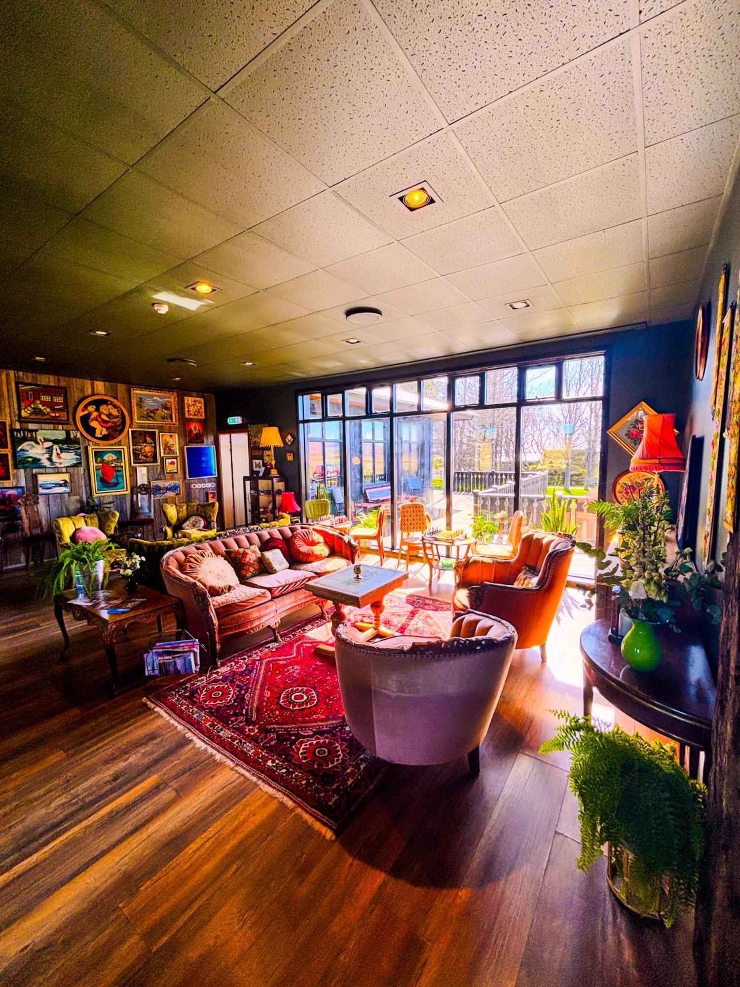 Bru Country Estate Hotel เซลฟอส ภายนอก รูปภาพ